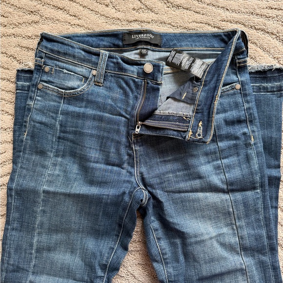 Liverpool front seam crop flare leg jeans - Picture 2 of 6